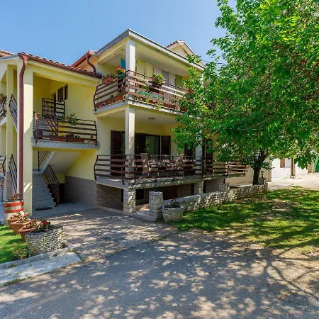 Vesela-3 By Interhome Apartment Savudrija
